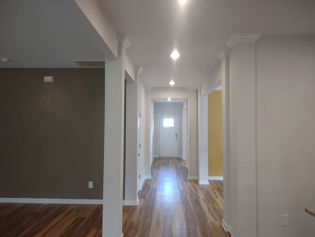 121 Calming Crk Wy in Elgin, SC - Building Photo - Building Photo