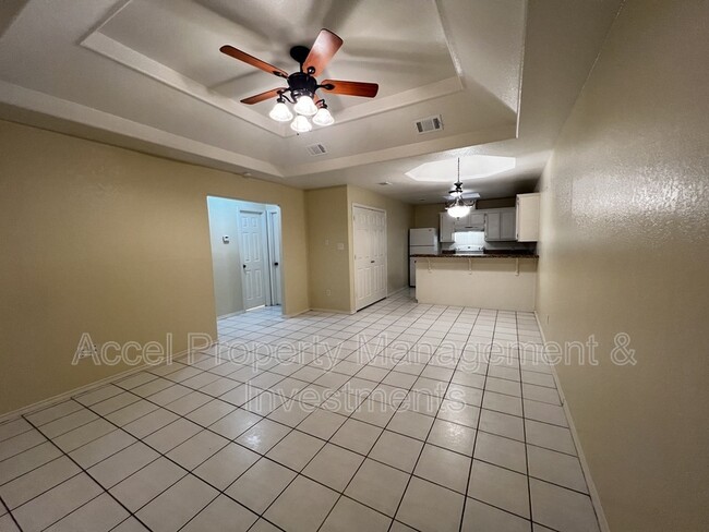 2401 Kimberly Ln in Edinburg, TX - Building Photo - Building Photo