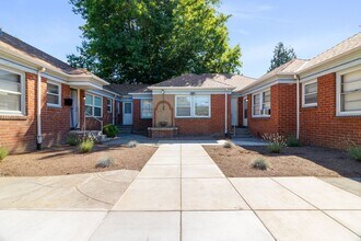 Trinidad Commons in Portland, OR - Building Photo - Building Photo