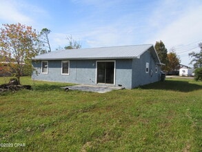 1613 Minnesota Ave in Lynn Haven, FL - Building Photo - Building Photo