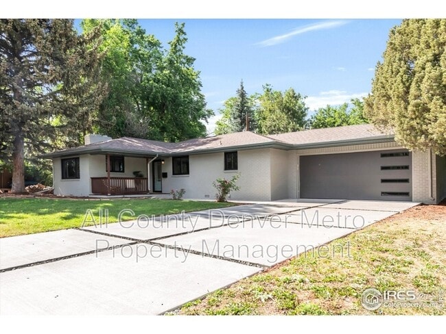 property at 2025 Grape Ave