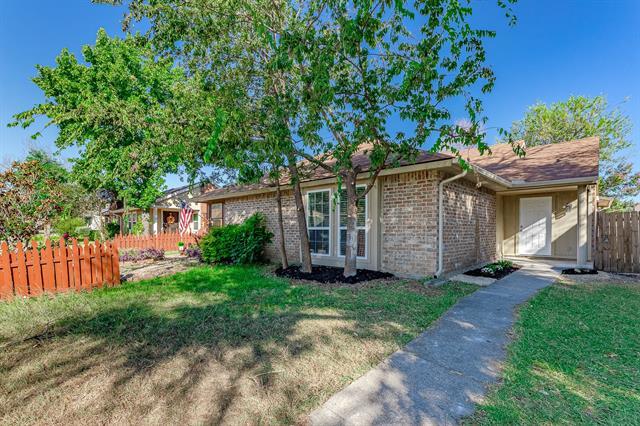 4538 Chapman St in The Colony, TX - Building Photo