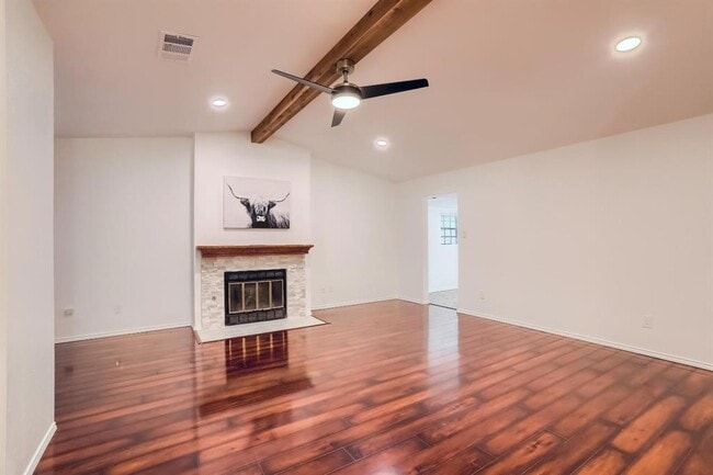 8400 Horton Trail in Austin, TX - Building Photo - Building Photo