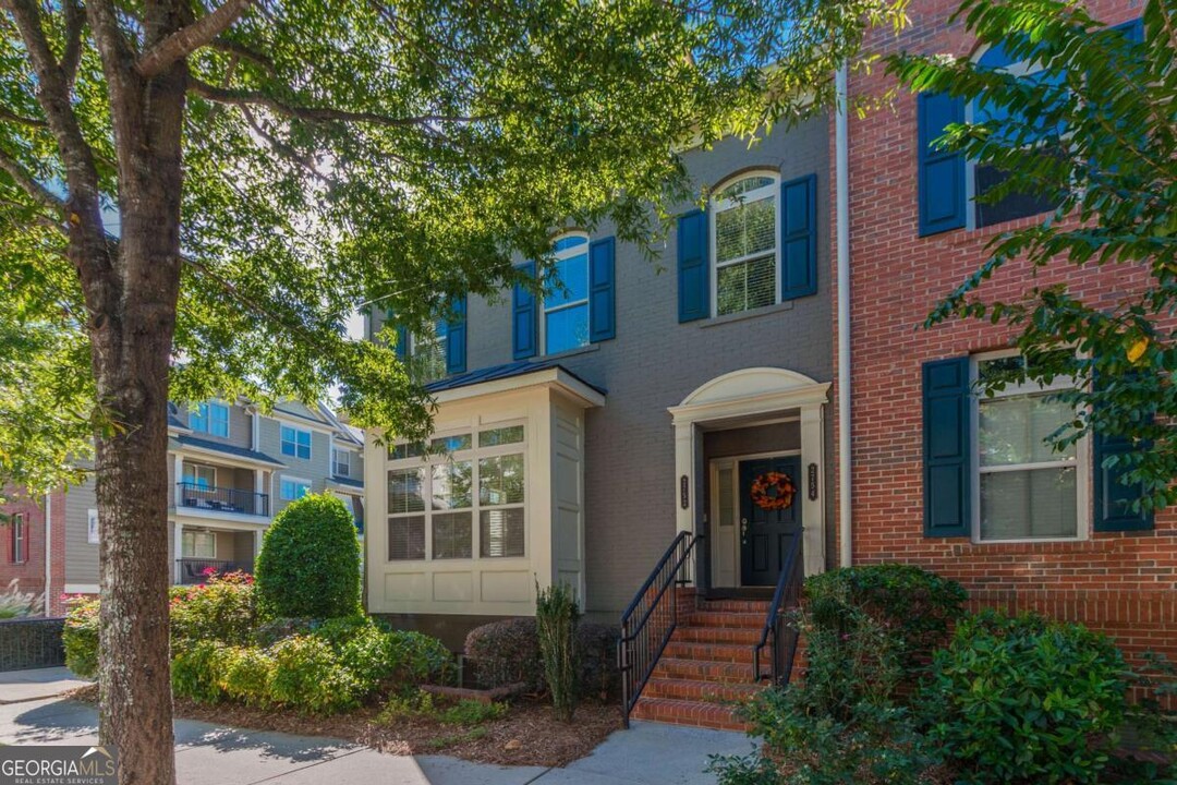 2752 Wander Ln in Alpharetta, GA - Building Photo