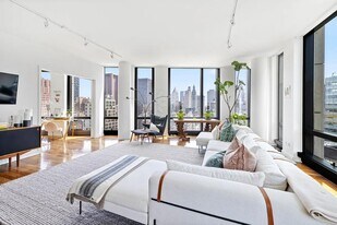 101 Warren St in New York, NY - Building Photo