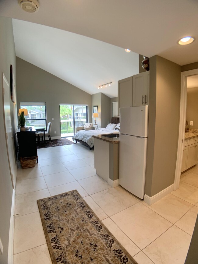 property at 11863 Wimbledon Cir