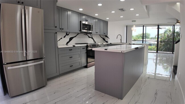 property at 2801 SW 87th Ave