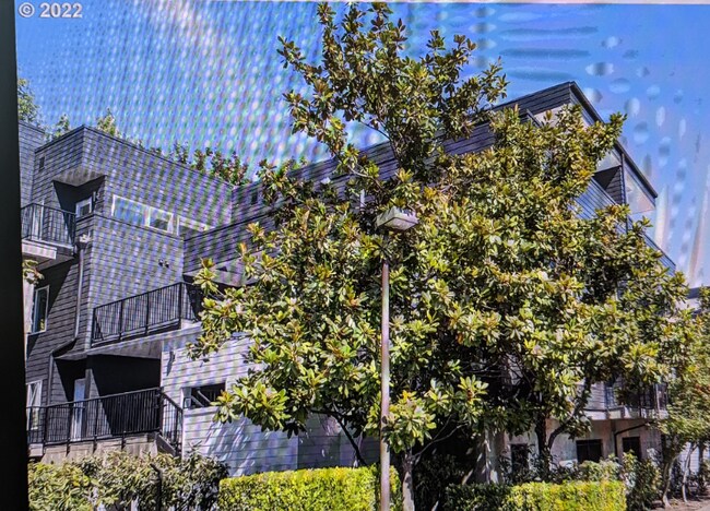 610 S Nevada St in Portland, OR - Building Photo - Building Photo