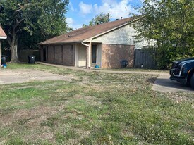 1419 Gramma Ct in College Station, TX - Building Photo