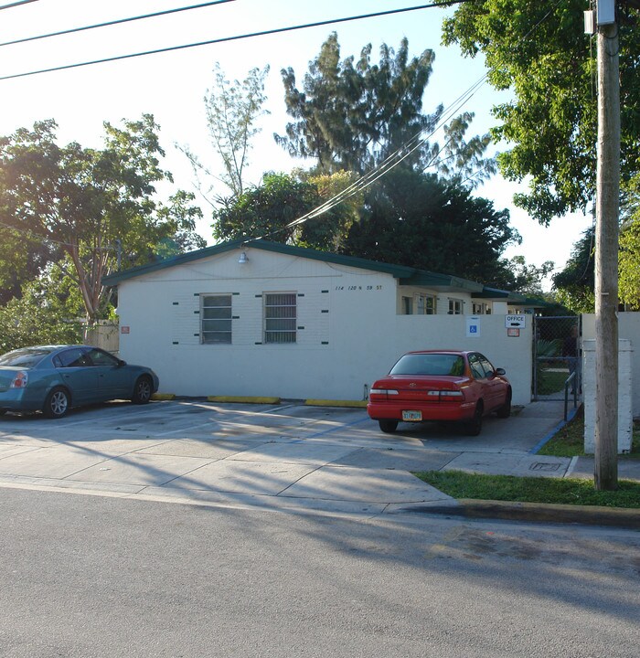 114 NW 59th St in Miami, FL - Building Photo