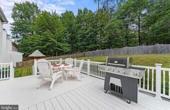 5 Sarasota Dr in Stafford, VA - Building Photo - Building Photo