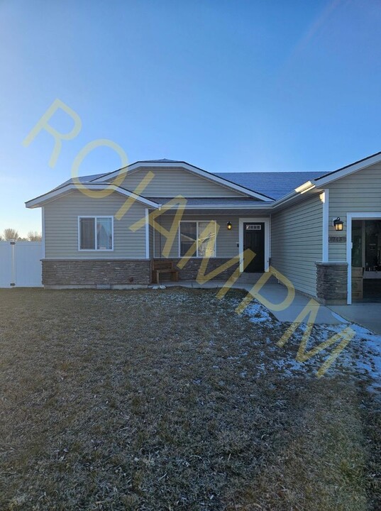 713 Kelli Ln in Filer, ID - Building Photo