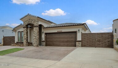 14805 Holly Springs in El Paso, TX - Building Photo - Building Photo