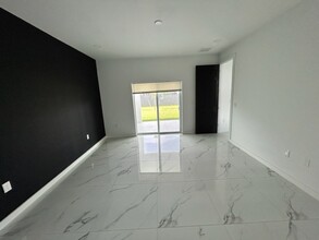 522 NW 1st Ln in Cape Coral, FL - Building Photo - Building Photo