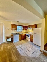 3567 NE Independence Ave in Lee's Summit, MO - Building Photo - Building Photo