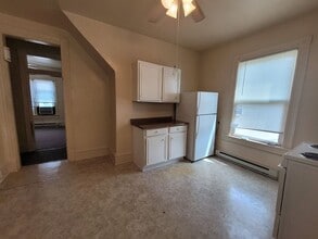403 5th Ave SW in Cedar Rapids, IA - Building Photo - Building Photo