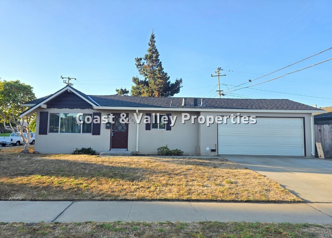 property at 207 Pueblo Dr