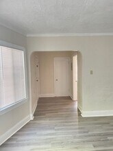 833 Brockhurst St in Oakland, CA - Building Photo - Building Photo