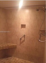 3123 Oakland Shores Dr in Oakland Park, FL - Building Photo - Building Photo