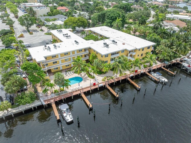 815 Middle River Dr in Fort Lauderdale, FL - Building Photo - Building Photo