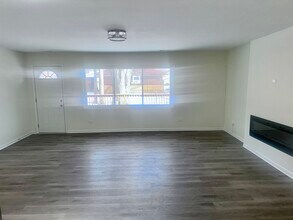 15119 Meadow Ln in Dolton, IL - Building Photo - Building Photo