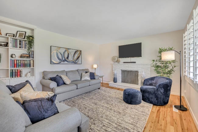 3995 S Oliver Dr in Holladay, UT - Building Photo - Building Photo