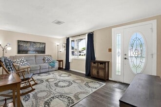 1446 Normandy Blvd in Holiday, FL - Building Photo - Building Photo