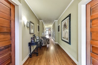 The Bryan Apartments in Dallas, TX - Building Photo - Building Photo