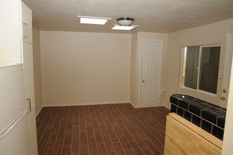 5615 El Cajon Blvd in San Diego, CA - Building Photo - Building Photo