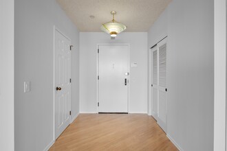 800 Palisade Ave in Fort Lee, NJ - Building Photo - Building Photo