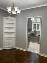 2201 S Bentley Ave, Unit 2201 in Los Angeles, CA - Building Photo - Building Photo