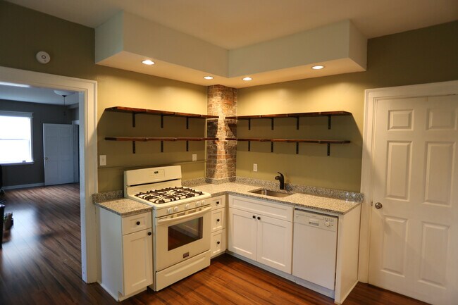 305 Bird Ave in Buffalo, NY - Building Photo - Building Photo