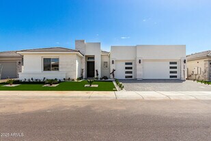 12469 N 93rd Way in Scottsdale, AZ - Building Photo