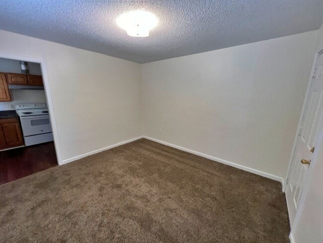 682 Lipford St in Memphis, TN - Building Photo - Building Photo