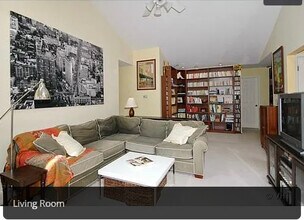 2403 Mallow Ct in Schaumburg, IL - Building Photo - Building Photo