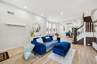5300 Catharine St in Philadelphia, PA - Building Photo - Building Photo