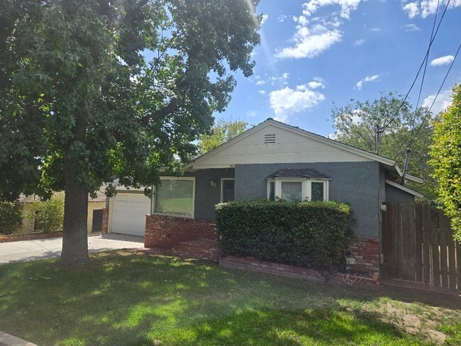 property at 3644 Encinal Ave