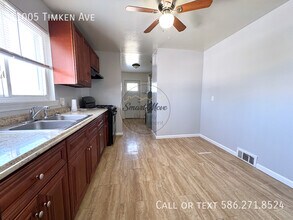 11005 Timken Ave in Warren, MI - Building Photo - Building Photo