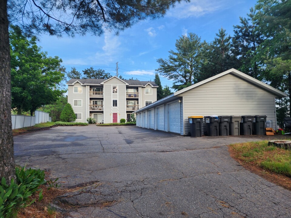 629 Brooks Pl in Wausau, WI - Building Photo