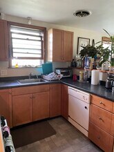 15 Hardwick St, Unit 1 in Boston, MA - Building Photo - Building Photo