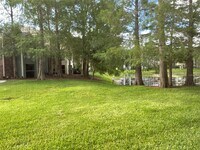 2225 Metropolitan Way photo'