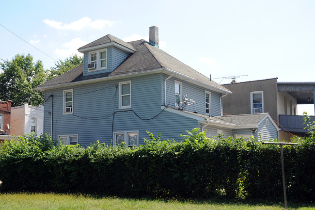 5 Drake St in Bound Brook, NJ - Building Photo - Building Photo