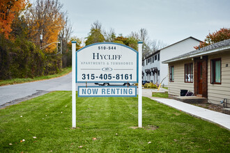 Hycliff Apartments in Watertown, NY - Foto de edificio - Building Photo