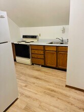 1220 W Packard St in Appleton, WI - Foto de edificio - Building Photo