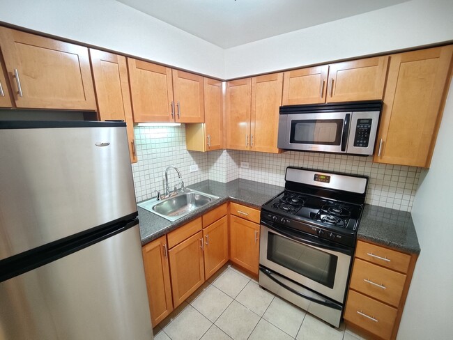 property at 1283 E Washington St