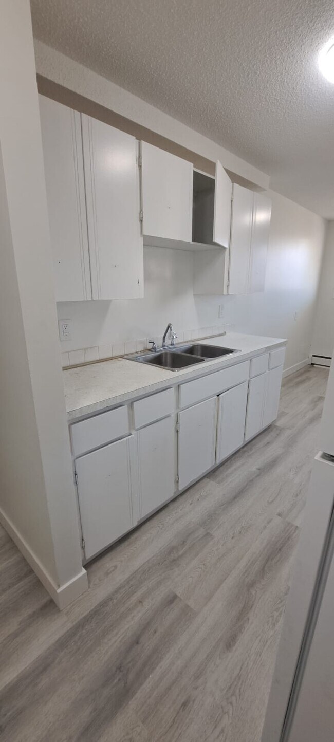 4507-144 44 Ave in Stony Plain, AB - Building Photo - Building Photo