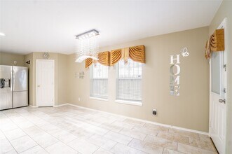 12819 Wisteria Park Dr in Houston, TX - Foto de edificio - Building Photo