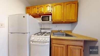 94 3rd Ave in New York, NY - Building Photo - Building Photo