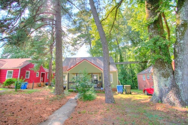 1605 Dexter St in Durham, NC - Building Photo - Building Photo