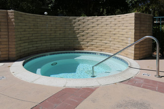 The Timbers Apartments in El Cajon, CA - Foto de edificio - Building Photo